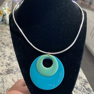 Contemporary‎ silver and enamel double circle pendant wire statement necklace